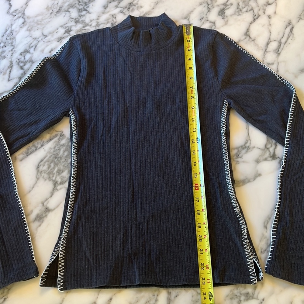 NWT J.Crew Premium Rib Turtleneck Long Sleeve Top Whipstitch Trim Grey flaw - Picture 6 of 8